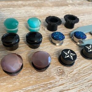 Assorted Ear Gauges Plugs 5/8